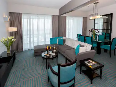 Flora Creek Deluxe Apartments Dubai - 13