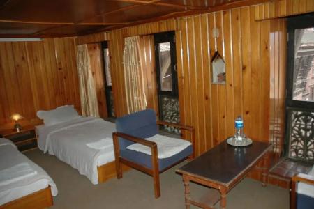 Unique Guest House - 12