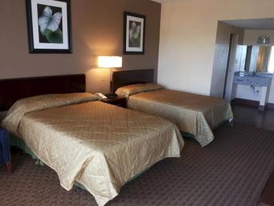 Diamond Inn and Suites - 22