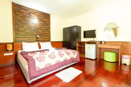 M Resort - 82