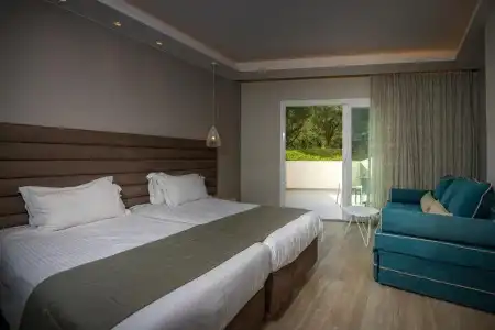 Alexandra Beach Resort & Spa - 63