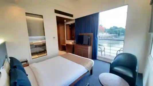 Polo Floatel Kolkata - 59