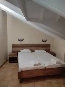Kavos Plaza - 3