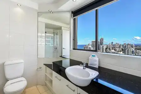 Surfers Century Oceanside Apartments - 168