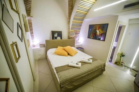 Little Italy Boutique Hostel - 55