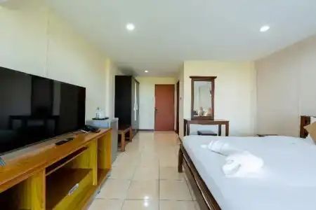 Hillside Resort - 54