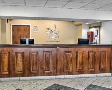 Quality Inn Fredericksburg-Central Park Area - 1