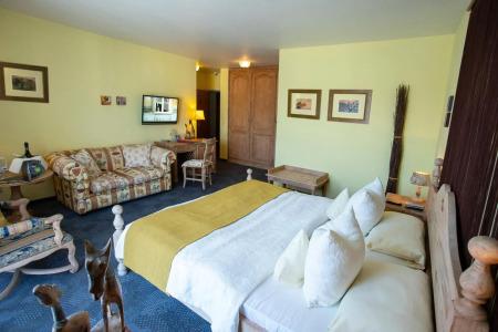 The Pure, a Member of Designs - 26