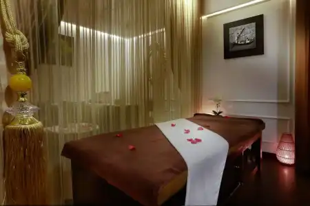 Ambassador Hanoi & Spa - 1