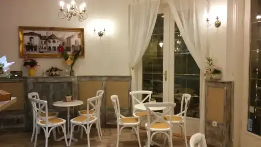 Astoria Panzio - 19