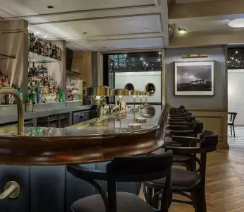 Merrion Row and Public House - 18