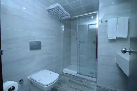 Kaya Prestige - 8