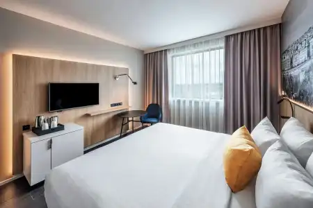 Courtyard by Marriott Prague Airport - 2