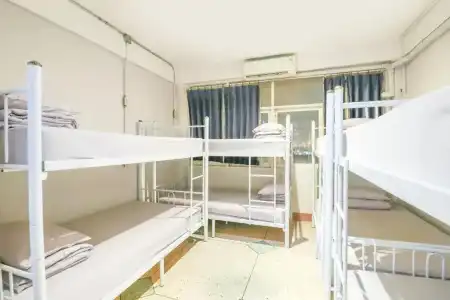 Bangkok Hub Hostel - 12