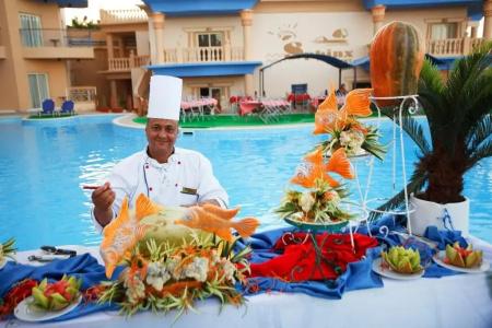 Sphinx Aqua Park Beach Resort - 24