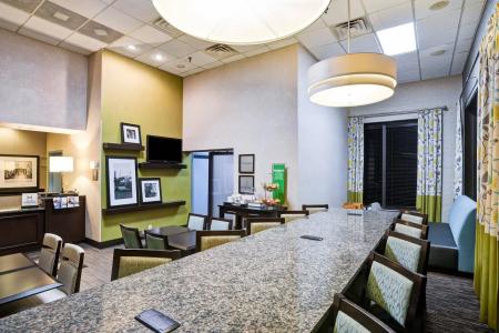 Hampton Inn Norfolk-Naval Base - 14