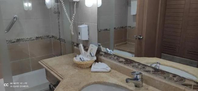 Royal Lagoons Resort & Aqua Park Families and Couples ONLY - 25