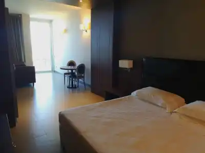 Waldorf Suite - 4