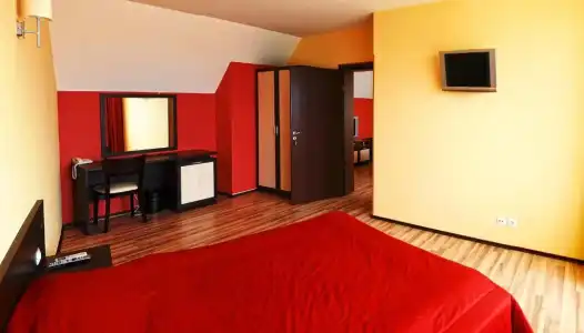 Jasmin - 37