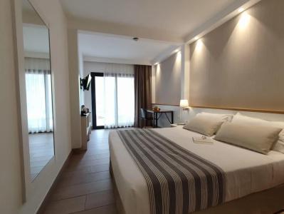 Rosamar Es Blau - Adults Only +21 - 17