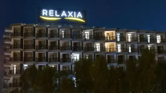 Relaxia Beverly Suites - 8