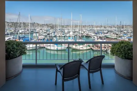 Bay Club & Marina - 58