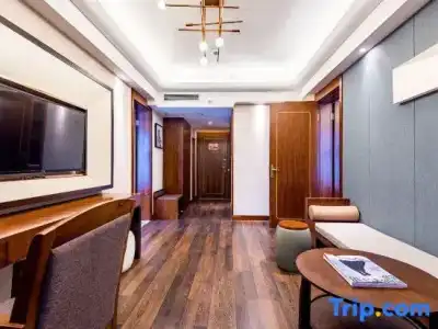 Lujia International - 105