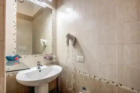 Four Rivers Suites in Rome - 33