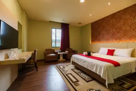 RedDoorz Plus near Ancol - 2
