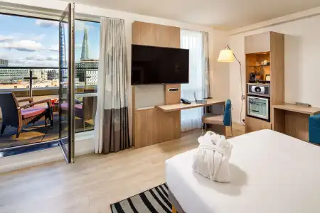 Novotel London Blackfriars - 1