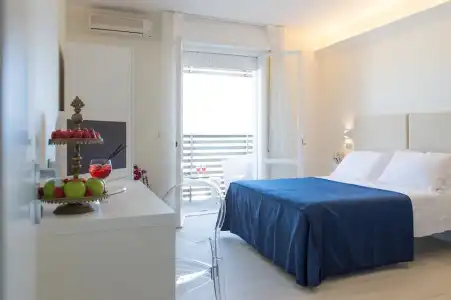 Kiss Beachfront & Restaurant - 166
