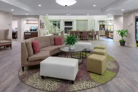 Homewood Suites by Hilton Tallahassee - 1