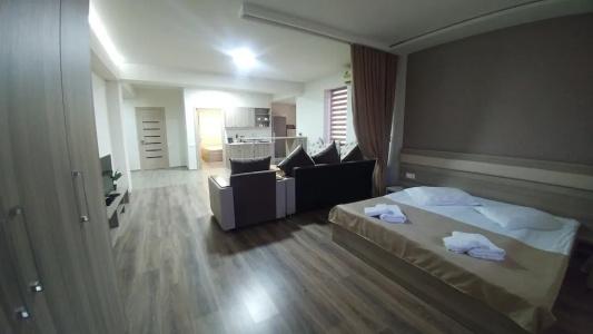 Cross Health Spa Center - 97