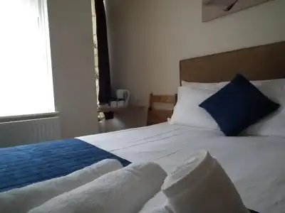 The Kelvin Guest House - 3