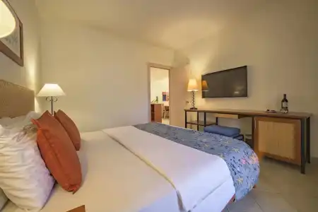 Marina Plaza, Tala Bay - 61