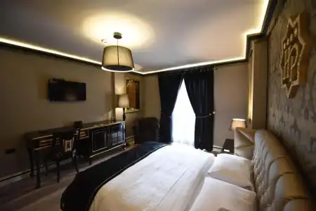Hymetis Palace - 24