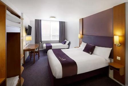Premier Inn London Hammersmith - Ravenscourt Park - 1