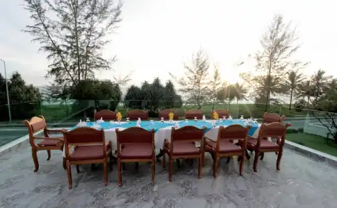 Maikhao Palm Beach Resort - 9