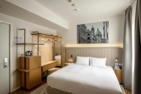 Cosmopolita Rome Colosseum, Tapestry Collection by Hilton - 17
