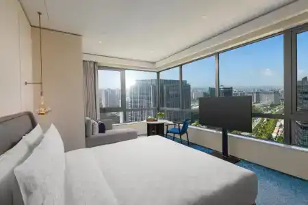HUALUXE Shanghai Changfeng Park by IHG - 41