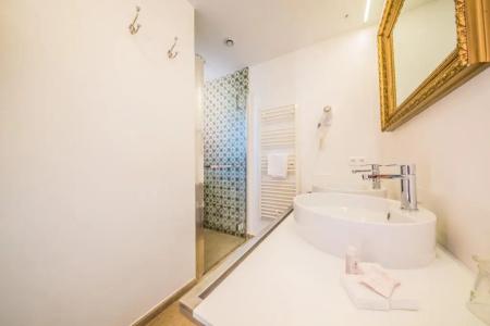 Hôtel Les Capucines - Saint Tropez - 36