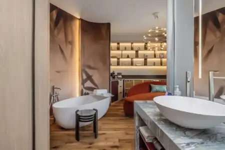 Val Di Sogno - Adults Only - 200