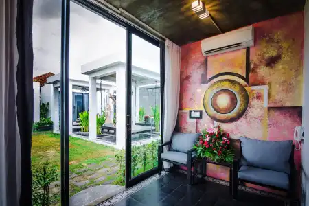 Ring Boutique - 6
