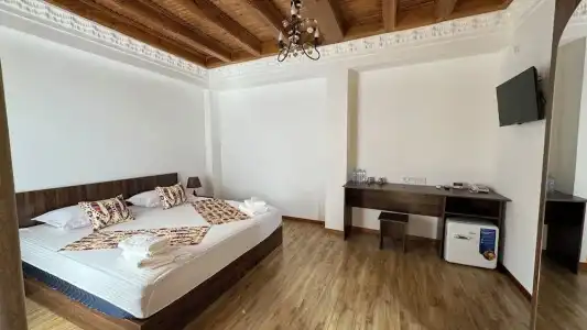 Mahbubakhon Guest House - 81