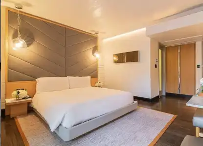 The Hollywood Roosevelt - 41
