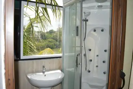 Le Bamboo Guesthouse - 24