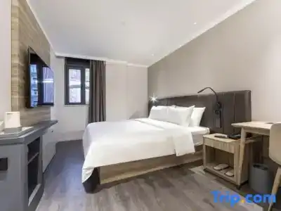 Hanting Shanghai Xujiahui Wanping South Road - 46