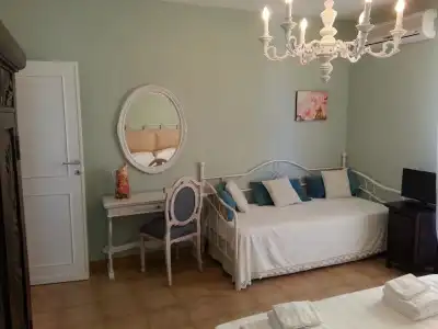 Blue Dolphin B&B - 1