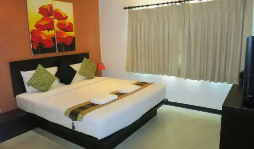 Queen Boutique - 5