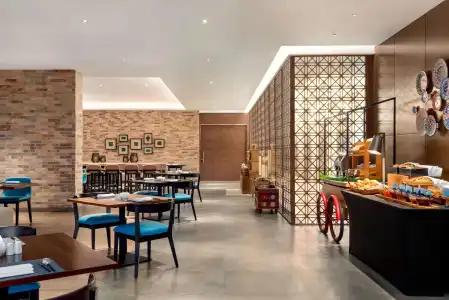 Novotel Dubai Gold District (Ex. Wyndham) - 34